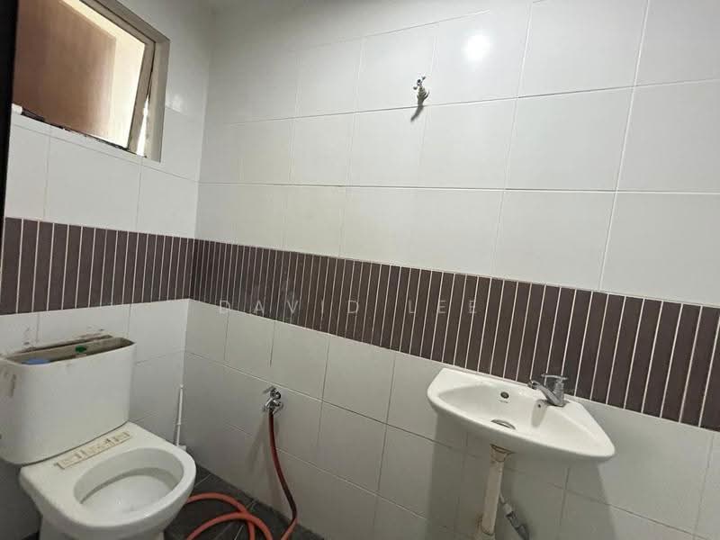 2-storey Terraced House for Sale in Bandar Sungai Long (Selangor) - David Lee - Bathroom - PropertyGuru.com.my