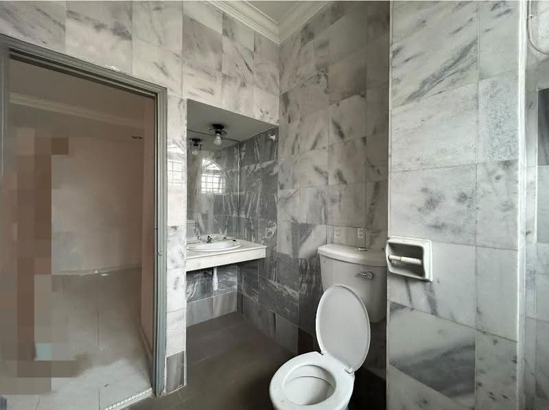 2-storey Terraced House for Sale in Bandar Sungai Long (Selangor) - David Lee - Bathroom - PropertyGuru.com.my
