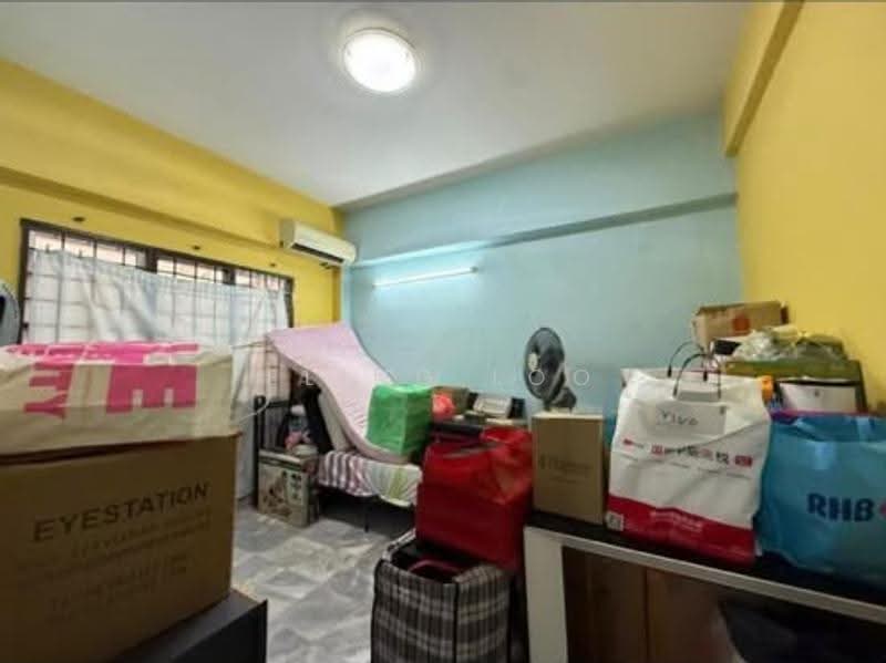 Kondominium untuk Dijual di Teratai Mewah Condominium - Eling Loo - Bedroom - PropertyGuru.com.my