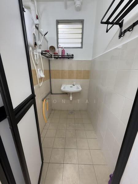 Terraced House for Sale in Austin Perdana (Tebrau) - Fion Tai - Bathroom - PropertyGuru.com.my