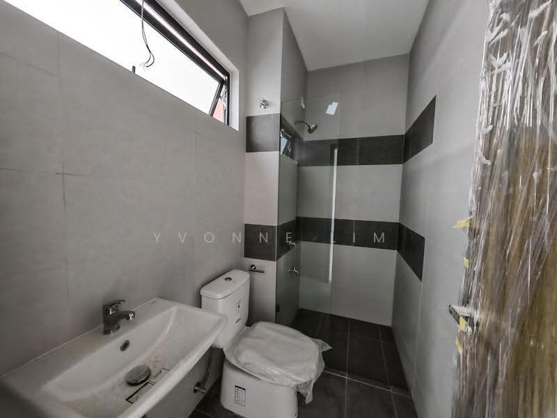 Rumah Kluster untuk Dijual di Johor Bahru (Johor) - Yvonne Lim - Bathroom - PropertyGuru.com.my