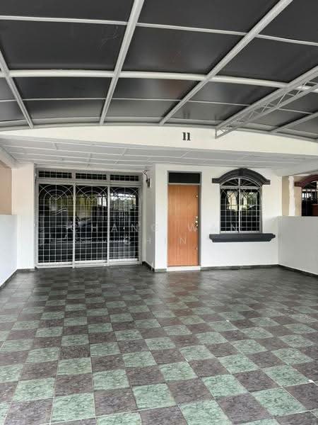 2-storey Terraced House for Sale in Taman Sri Kluang (Kluang) - Chang Wan Chin - Exterior - PropertyGuru.com.my