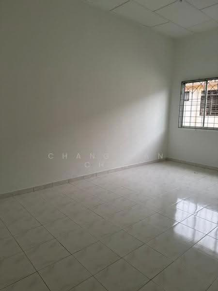 2-storey Terraced House for Sale in Taman Sri Kluang (Kluang) - Chang Wan Chin - Interior - PropertyGuru.com.my