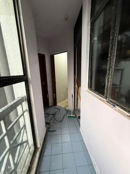 Apartment for Sale at Mewah View Luxurious Apartments - Smith Goh - Corridor - PropertyGuru.com.my