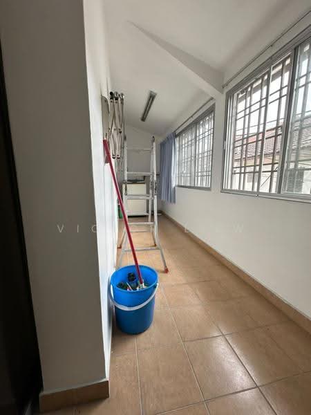 2-storey Terraced House for Sale in Seksyen 6 (Kota Damansara) - Victor Liew - Balcony - PropertyGuru.com.my