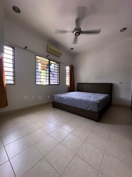 2-storey Terraced House for Sale in Seksyen 6 (Kota Damansara) - Victor Liew - Bedroom - PropertyGuru.com.my