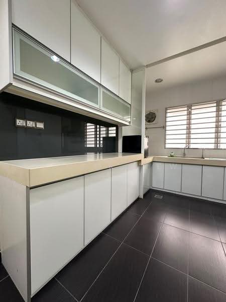 2-storey Terraced House for Sale in Seksyen 6 (Kota Damansara) - Victor Liew - Kitchen - PropertyGuru.com.my