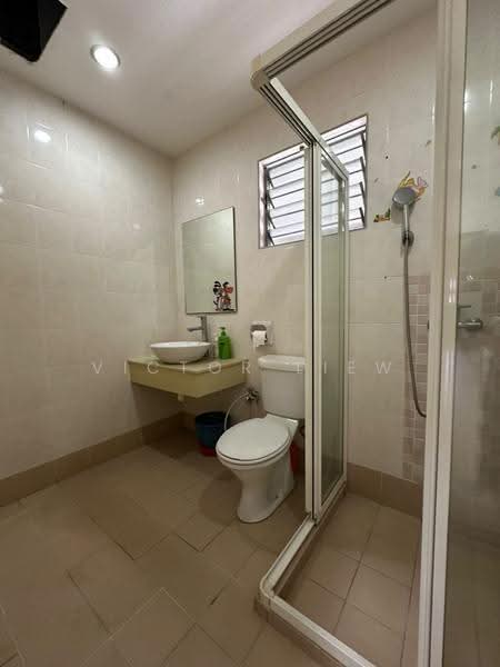 2-storey Terraced House for Sale in Seksyen 6 (Kota Damansara) - Victor Liew - Bathroom - PropertyGuru.com.my