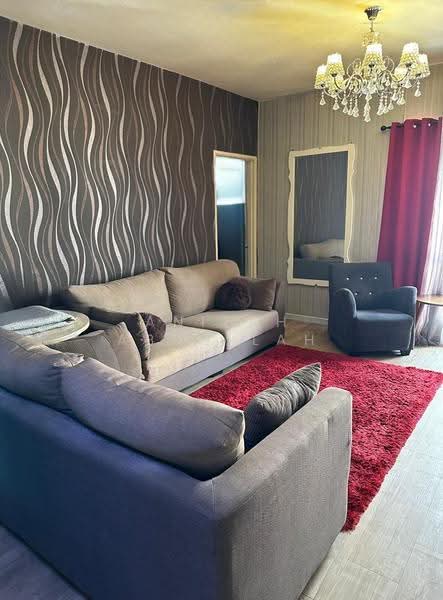 Pangsapuri untuk Dijual di Pangsapuri Mawar Sari - Anizah Abdullah - Living Room - PropertyGuru.com.my