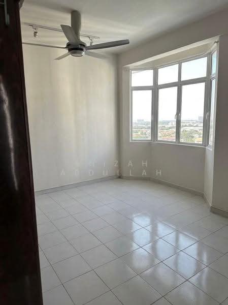 Pangsapuri untuk Dijual di Pangsapuri Mawar Sari - Anizah Abdullah - Interior - PropertyGuru.com.my