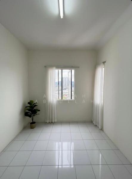 Pangsapuri untuk Dijual di Pangsapuri Mawar Sari - Anizah Abdullah - View - PropertyGuru.com.my