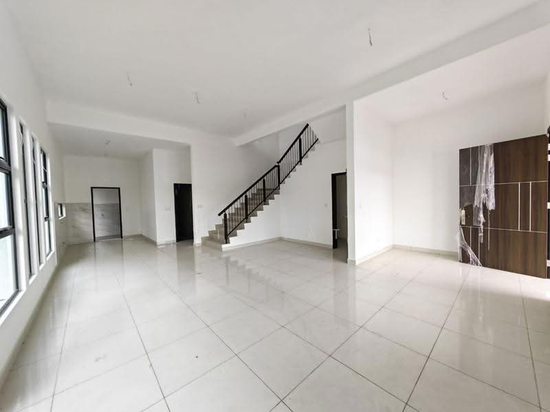 Rumah Kluster untuk Dijual di Taman Impian Emas (Skudai) - Yik Tat - Living Room - PropertyGuru.com.my