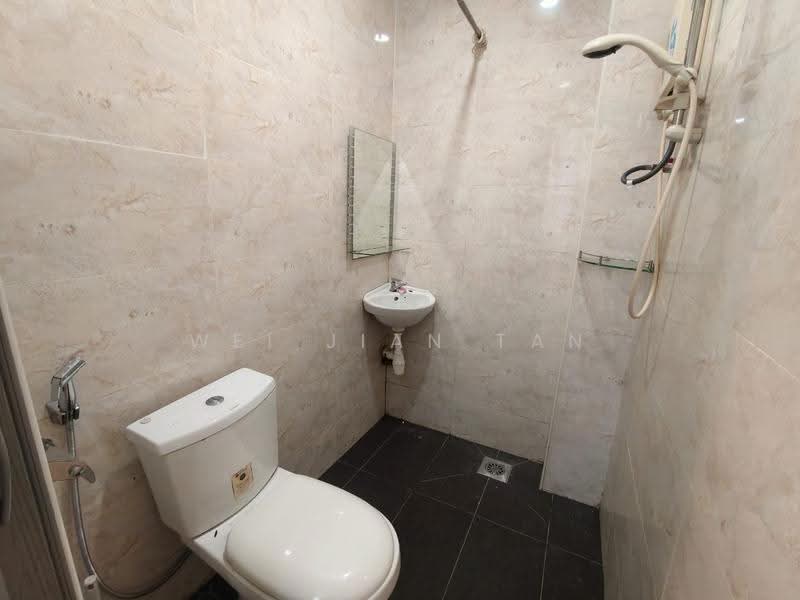 2-storey Terraced House for Rent in Johor Bahru (Johor) - Wei Jian Tan - Bathroom - PropertyGuru.com.my