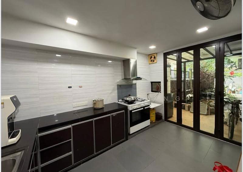Cluster House for Sale in Austin Heights (Tebrau) - Celina Chong - Kitchen - PropertyGuru.com.my