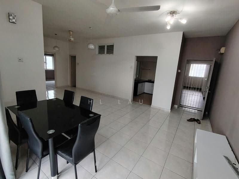 Kondominium untuk Disewa di Desa Impiana - HL Lau - Living Room - PropertyGuru.com.my