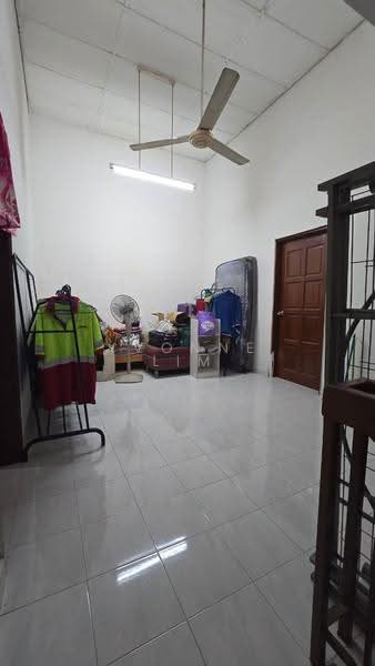 2-storey Terraced House for Sale in Taman Tampoi Indah (Tampoi) - Yvonne Lim - Interior - PropertyGuru.com.my