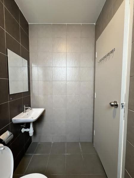 Condominium for Rent at PIXEL City Sentral - Beverly Wong - Bathroom - PropertyGuru.com.my