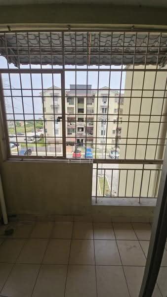 Apartment for Rent at Pangsapuri Kasuarina - Low Kok Pin - Balcony - PropertyGuru.com.my