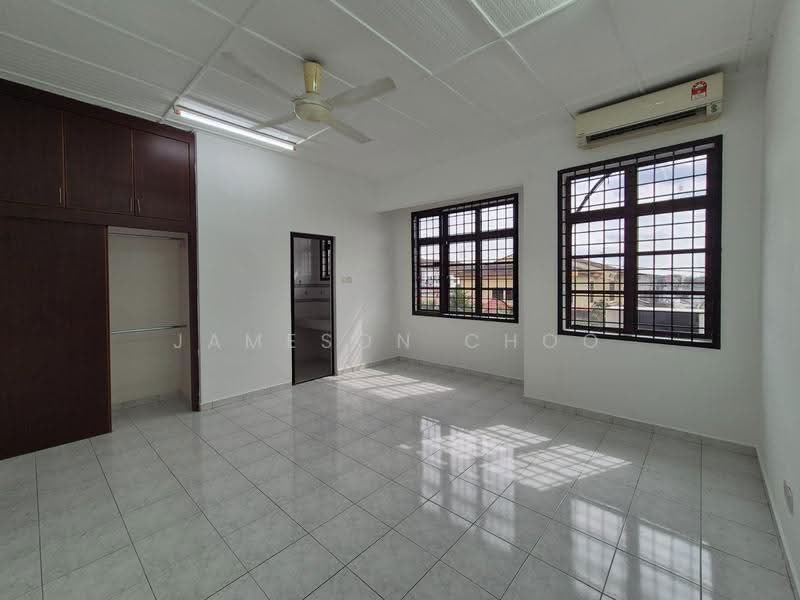 2-storey Terraced House for Rent in Taman Desa Cemerlang (Ulu Tiram) - Jameson Choo - Interior - PropertyGuru.com.my