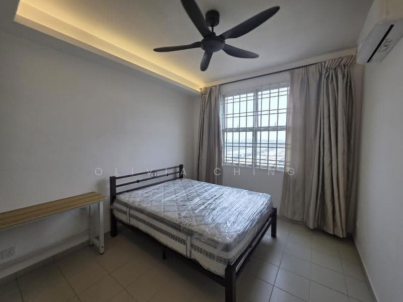 Apartment for Sale at Lake View Suites - Olivia Ching - Bedroom - PropertyGuru.com.my