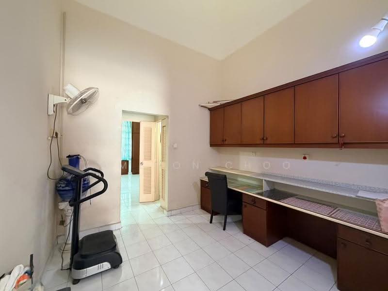 1-storey Terraced House for Sale in Taman Molek (Johor Bahru) - Jameson Choo - Study - PropertyGuru.com.my