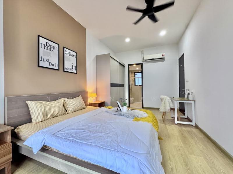 Condominium for Rent at Amberside @ Country Garden Danga Bay - Nabihan Rawof - Bedroom - PropertyGuru.com.my