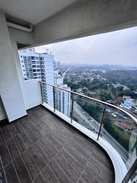 Condominium for Rent at Amberside @ Country Garden Danga Bay - Nabihan Rawof - Balcony - PropertyGuru.com.my