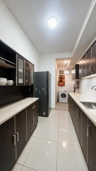 Service Residence for Sale at D'Ambience Residences (Pangsapuri Ikatan Flora) - Janice Teo - Kitchen - PropertyGuru.com.my