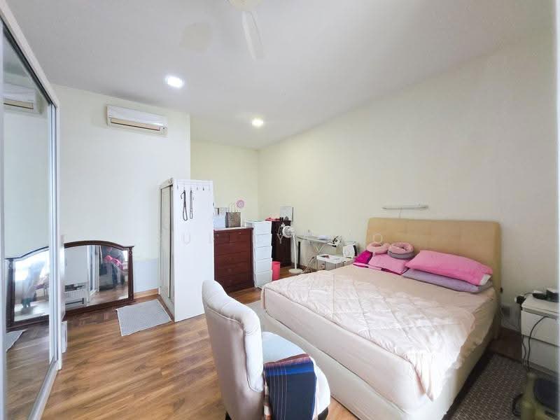 Service Residence for Sale at Saville @ Melawati - Zul Syafiq - Bedroom - PropertyGuru.com.my