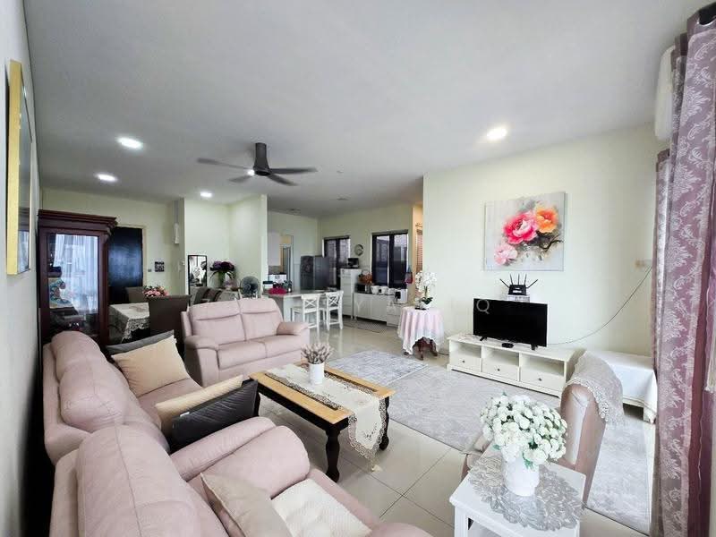 Service Residence for Sale at Saville @ Melawati - Zul Syafiq - Living Room - PropertyGuru.com.my