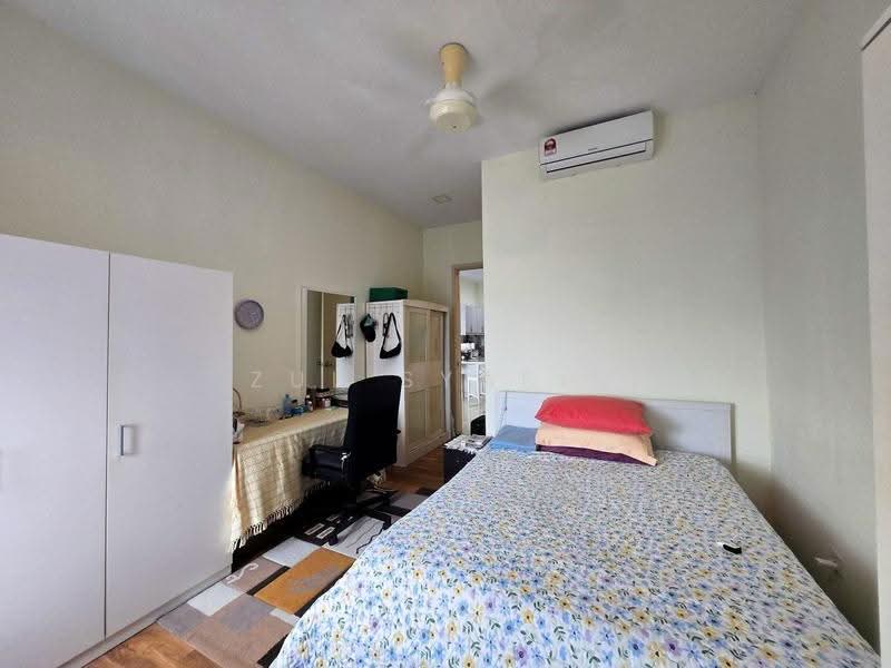 Service Residence for Sale at Saville @ Melawati - Zul Syafiq - Bedroom - PropertyGuru.com.my