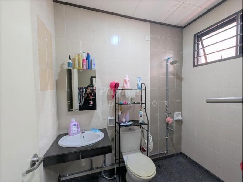 Rumah Teres 2-Tingkat untuk Dijual di Alam Impian (Shah Alam) - Fazie Noor - Bathroom - PropertyGuru.com.my