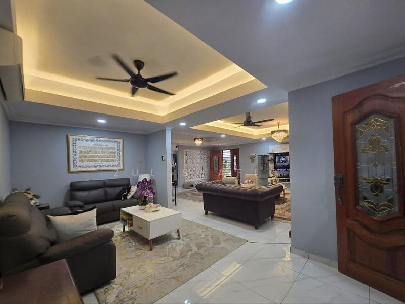 Semi-Detached House for Sale in Taman Melewar (Gombak) - Zul Syafiq - Living Room - PropertyGuru.com.my