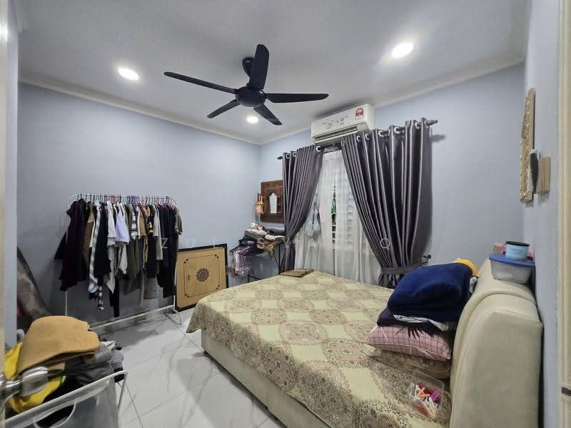 Semi-Detached House for Sale in Taman Melewar (Gombak) - Zul Syafiq - Bedroom - PropertyGuru.com.my