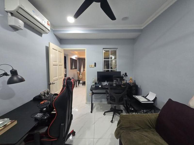 Semi-Detached House for Sale in Taman Melewar (Gombak) - Zul Syafiq - Study - PropertyGuru.com.my
