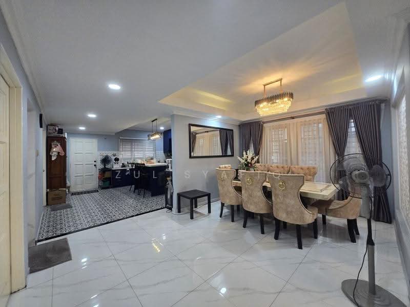 Semi-Detached House for Sale in Taman Melewar (Gombak) - Zul Syafiq - Dining Room - PropertyGuru.com.my