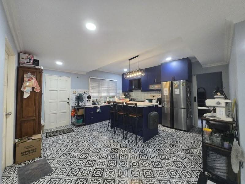 Semi-Detached House for Sale in Taman Melewar (Gombak) - Zul Syafiq - Kitchen - PropertyGuru.com.my