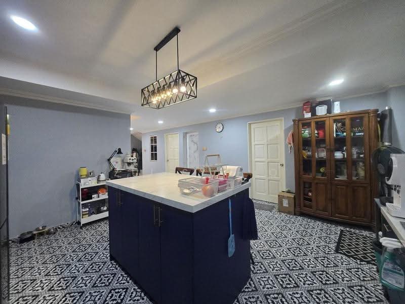 Semi-Detached House for Sale in Taman Melewar (Gombak) - Zul Syafiq - Kitchen - PropertyGuru.com.my