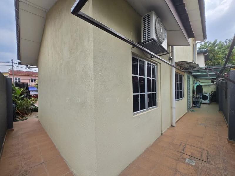 Semi-Detached House for Sale in Taman Melewar (Gombak) - Zul Syafiq - Exterior - PropertyGuru.com.my