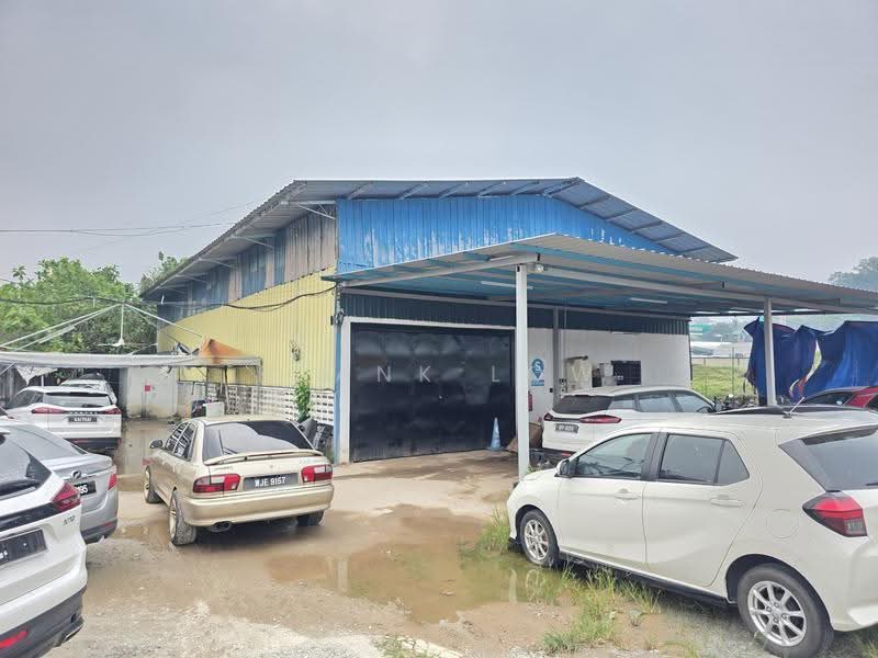 Gudang untuk Disewa di Hulu Kelang (Ampang) - Frank Low - Exterior - PropertyGuru.com.my