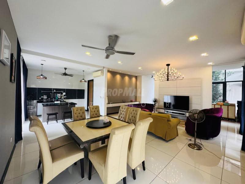 Rumah Berkembar untuk Dijual di Elmina (Shah Alam) - Fazie Noor - Living Room - PropertyGuru.com.my