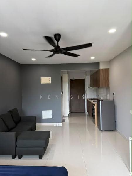 Kediaman Servis untuk Disewa di Country Garden Central Park - Ken Sim - Living Room - PropertyGuru.com.my