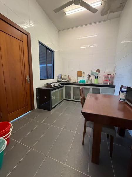 Link Bungalow for Sale in Taman Adda Heights (Tebrau) - Ken Liew - Kitchen - PropertyGuru.com.my