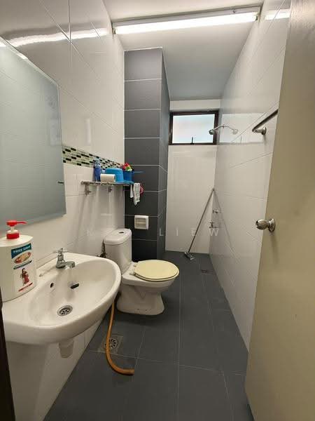 Link Bungalow for Sale in Taman Adda Heights (Tebrau) - Ken Liew - Bathroom - PropertyGuru.com.my
