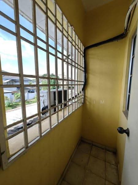 2-storey Terraced House for Sale in Bandar Putra Kulai (Kulai) - Yvonne Lim - Balcony - PropertyGuru.com.my