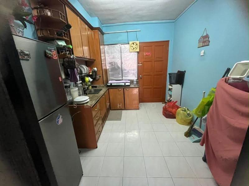 Rumah Flat untuk Dijual di Tasek Seri Alam - Smith Goh - Kitchen - PropertyGuru.com.my