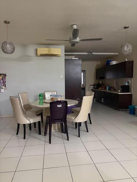 3-storey Terraced House for Sale in Lake Fields (Sungai Besi) - David Chee - Dining Room - PropertyGuru.com.my