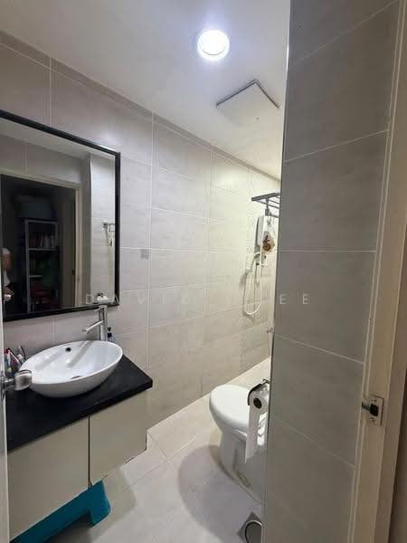 3-storey Terraced House for Sale in Lake Fields (Sungai Besi) - David Chee - Bathroom - PropertyGuru.com.my