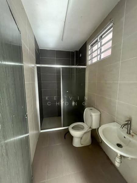 Rumah Banglo untuk Disewa di Gopeng (Perak) - Kelvin Chong - Bathroom - PropertyGuru.com.my