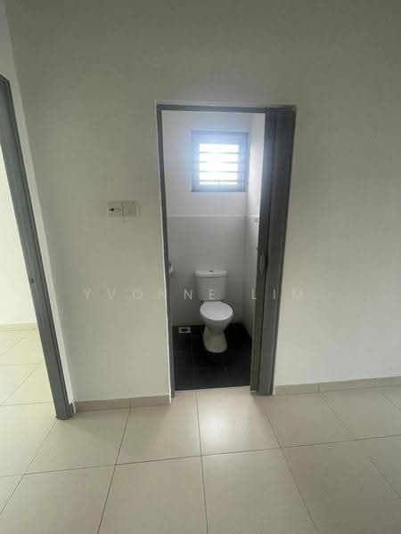 2-storey Terraced House for Sale in Taman Scientex Senai (Senai) - Yvonne Lim - Bathroom - PropertyGuru.com.my